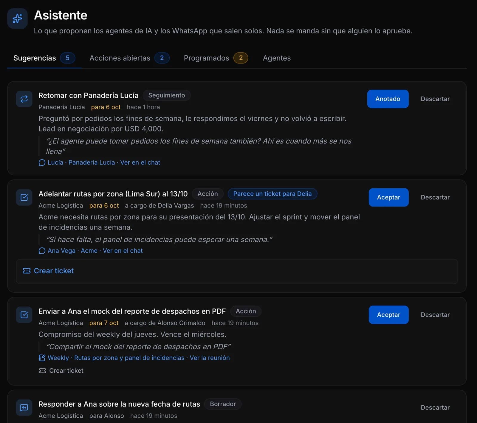 Asistente del portal con sugerencias de la IA: un seguimiento, un ticket propuesto y un borrador de respuesta